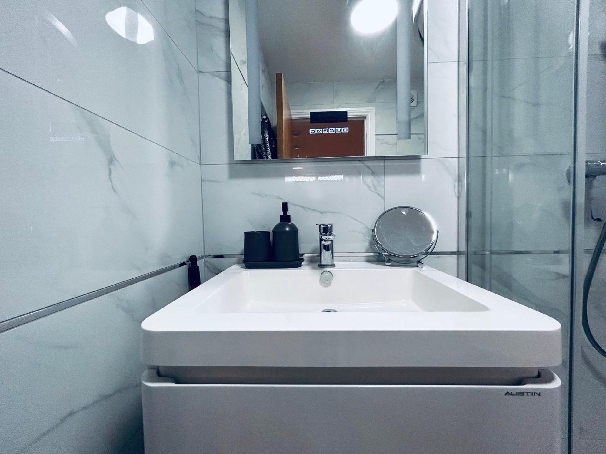 Private 2 Bed Guest House - Van Parking, M25 & A1 Connections Potters Bar Exteriér fotografie